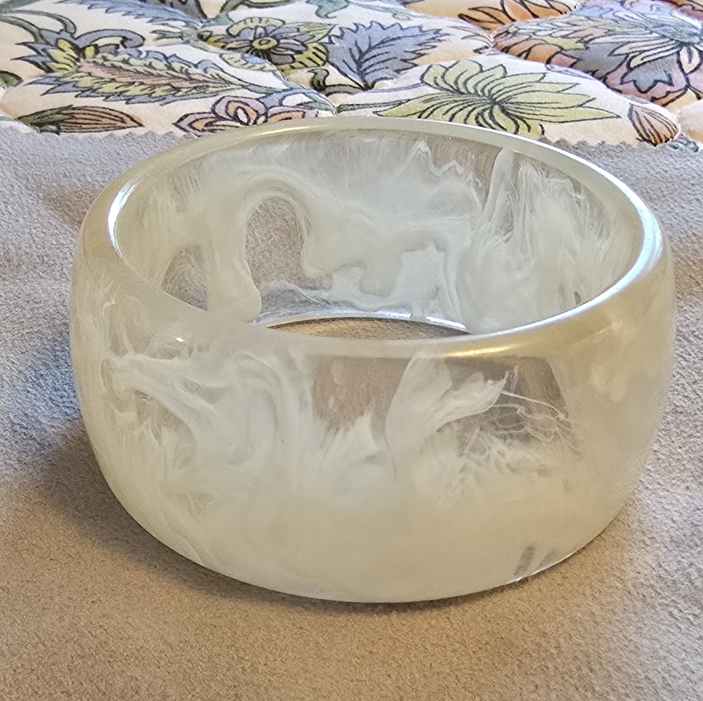 Chunky Thick Lucite Bangle Bracelet View 5